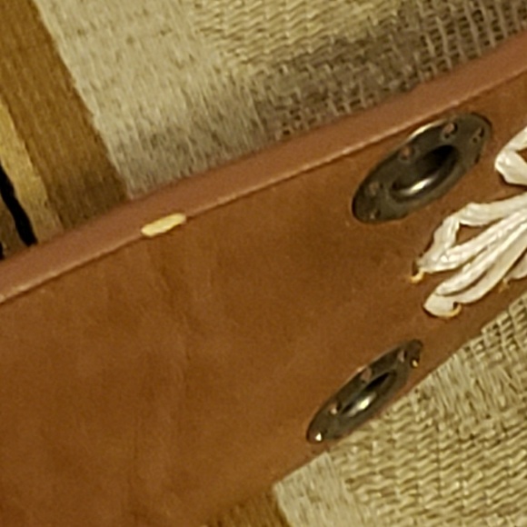 Western embroidered tan vegan leather belt - Picture 4 of 4